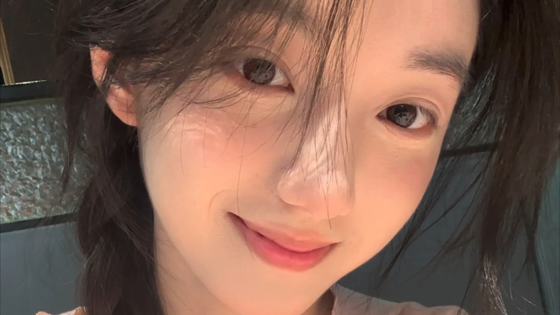 中马免签协定生效 继续“说走就走”的友谊